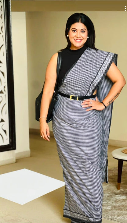 Monochrome Maven - Black & White Dhonekhali Saree