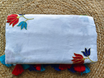 Kumudini White- Soft Mul Mul Cotton Saree