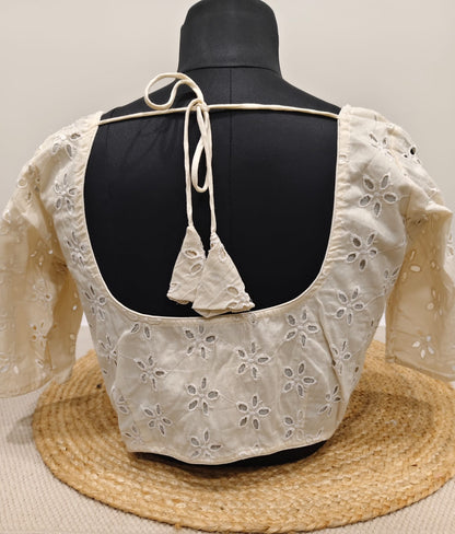 Off White Blouse with Star Hakoba